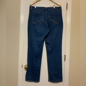 Like New Lee Classic Fit 1889 Straight Blue Jeans 18 Sz Women’s